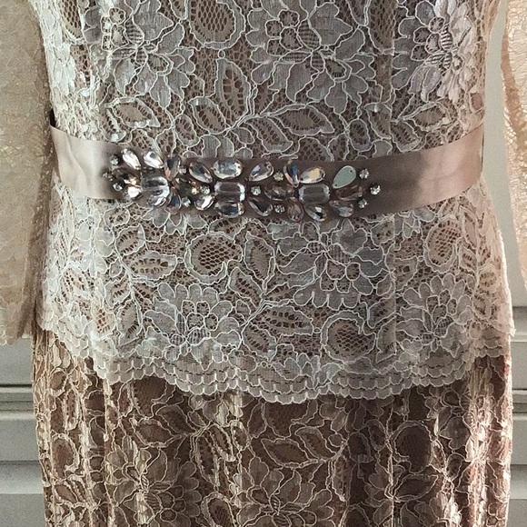 Emma Street Formal Gown Size 12 - Picture 5 of 5